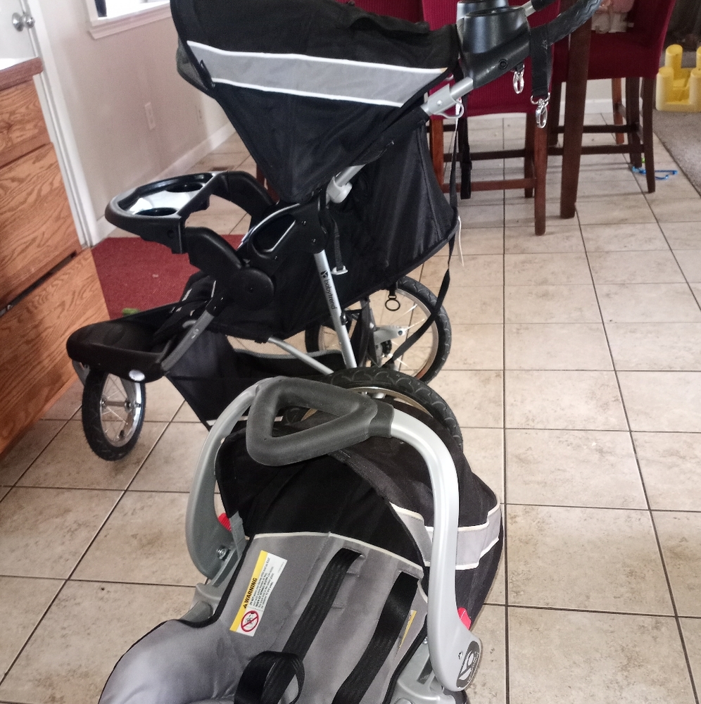 Baby trend  stroller and car seat